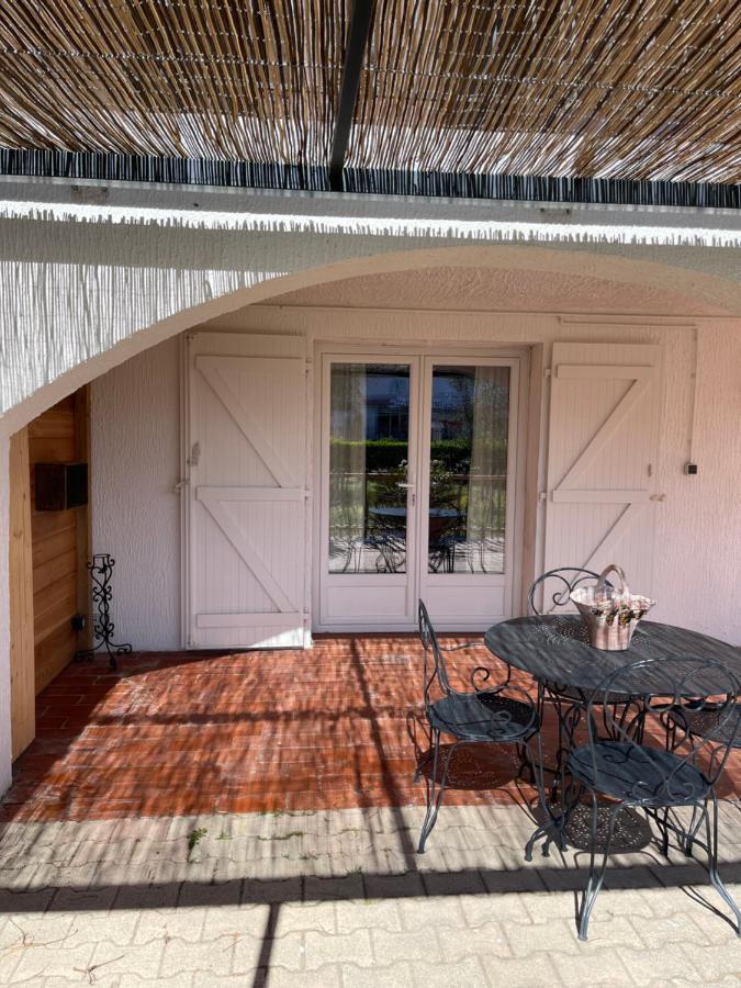 Appartamento Les Flo Location Aigues-Mortes Esterno foto